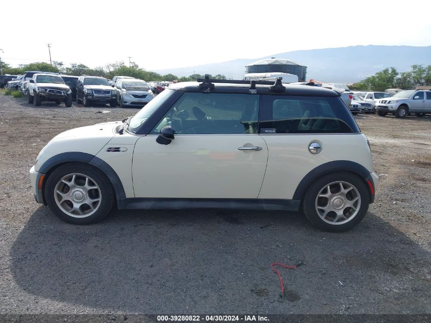 2005 Mini Cooper S VIN: WMWRE33515TL11294 Lot: 39280822