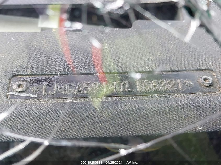 2007 Jeep Wrangler Unlimited Sahara VIN: 1J4GA59147L166321 Lot: 39280869