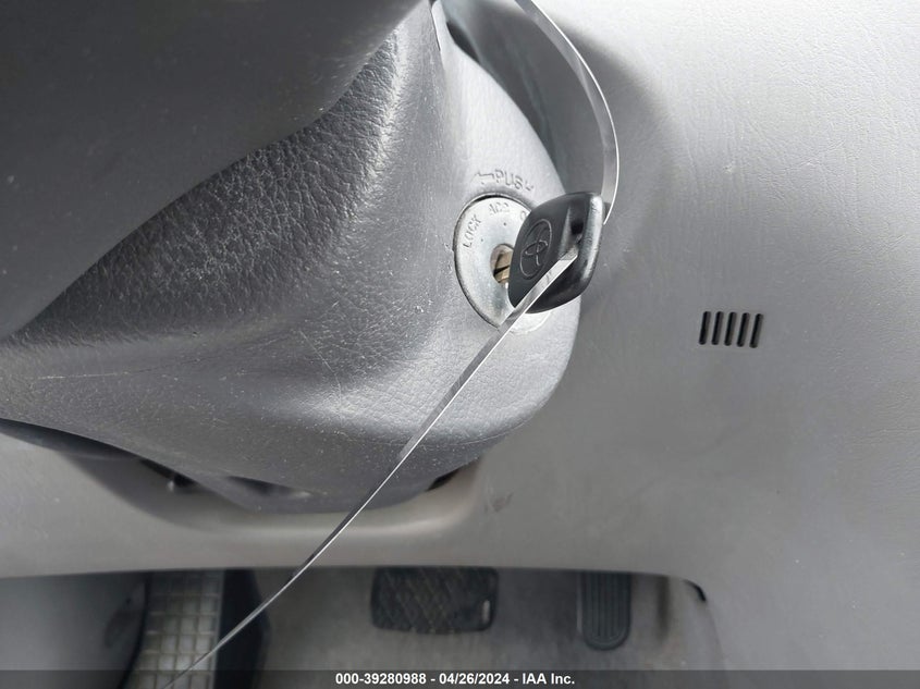 2004 Toyota Corolla Ce VIN: 1NXBR32E44Z299804 Lot: 39280988