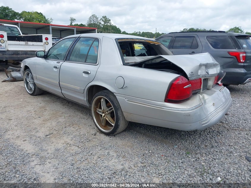 2001 Mercury Grand Marquis Gs VIN: 2MEFM74W51X664107 Lot: 39281042