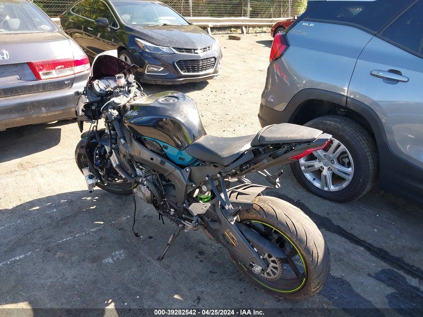 VIN JKBZXJH18MA009492 2021 KAWASAKI ZX636 K