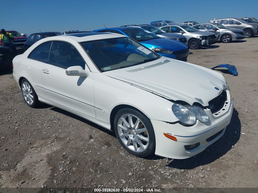 2007 Mercedes-Benz Clk 350 VIN: WDBTJ56H37F228875 Lot: 39282630