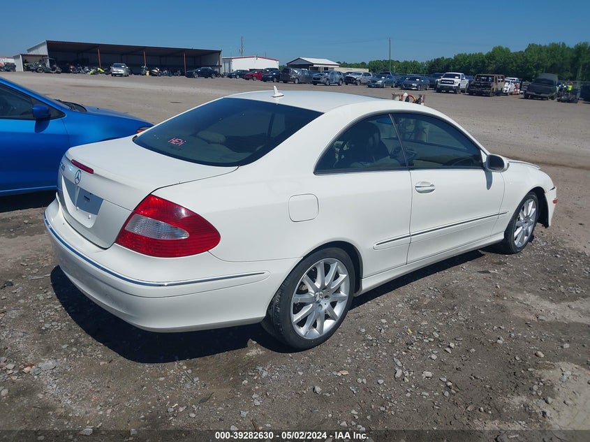 2007 Mercedes-Benz Clk 350 VIN: WDBTJ56H37F228875 Lot: 39282630