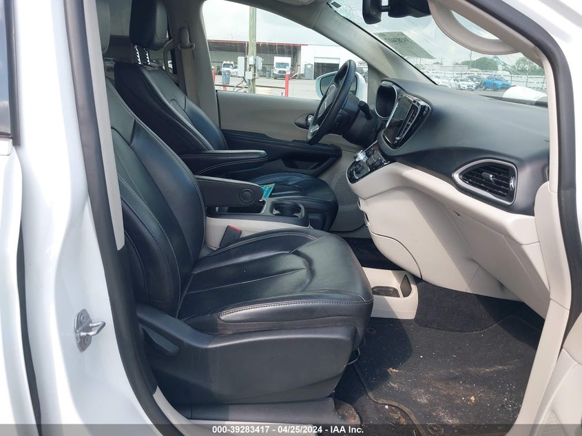 2022 CHRYSLER PACIFICA TOURING L - 2C4RC1BG3NR117194