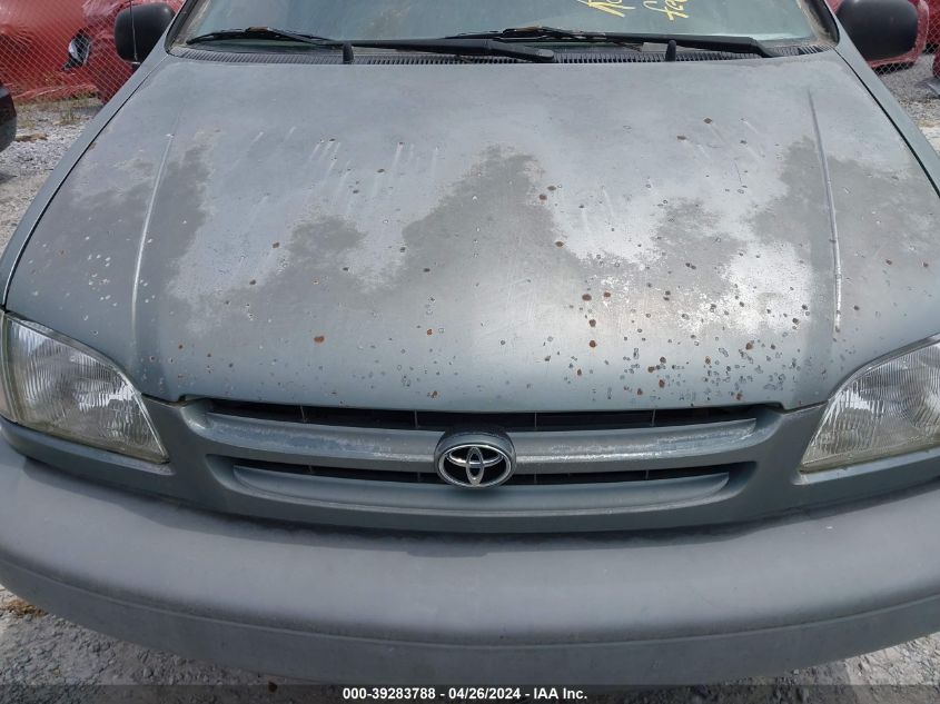 2000 Toyota Sienna Ce VIN: 4T3GF19C5YU251300 Lot: 39283788