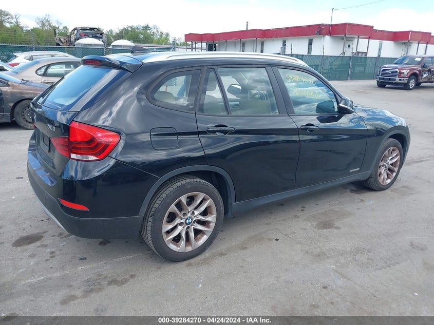 2015 BMW X1 xDrive28I VIN: WBAVL1C56FVY24619 Lot: 39284270