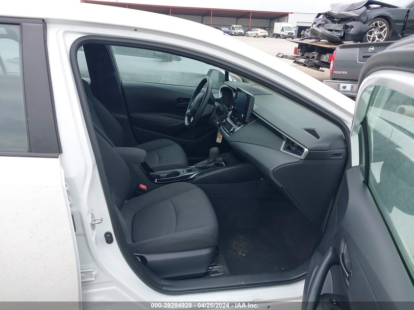 2022 TOYOTA COROLLA LE - 5YFEPMAE1NP284402