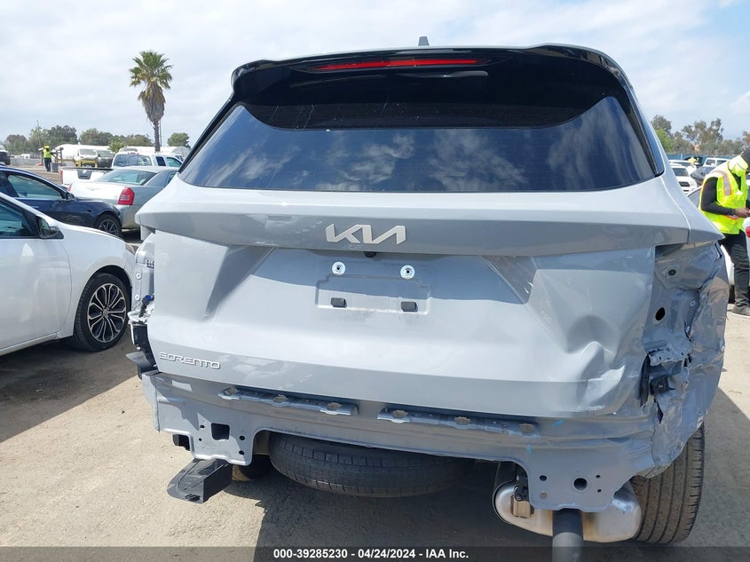 VIN 5XYRH4LF7PG201163 2023 KIA SORENTO EX