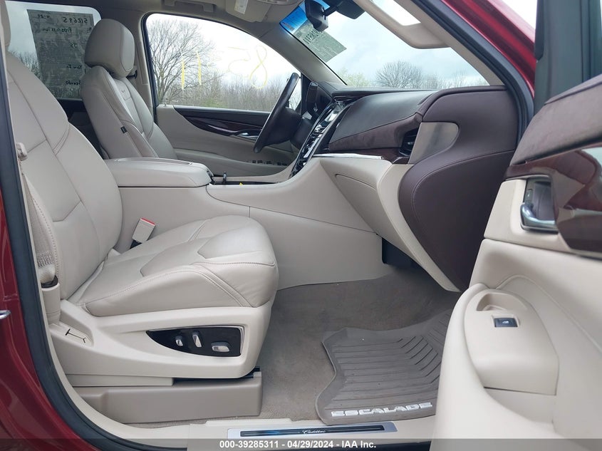 2016 CADILLAC ESCALADE LUXURY COLLECTION - 1GYS4BKJ5GR245195