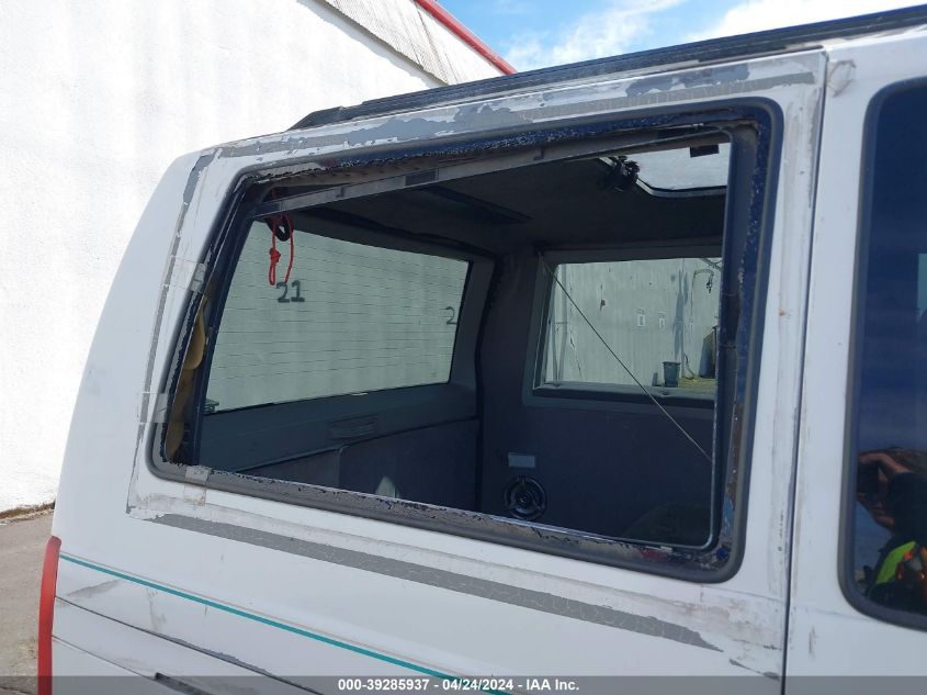 1994 Chevrolet Astro VIN: 1GBEL19W1RB192769 Lot: 39285937