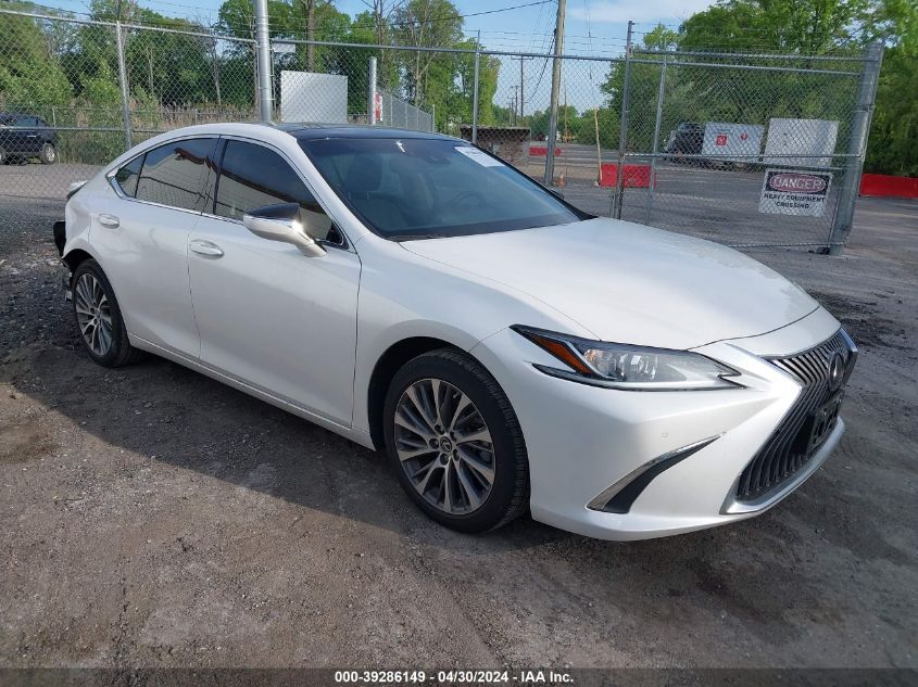 58ADZ1B17MU097526 2021 LEXUS ES - Image 1