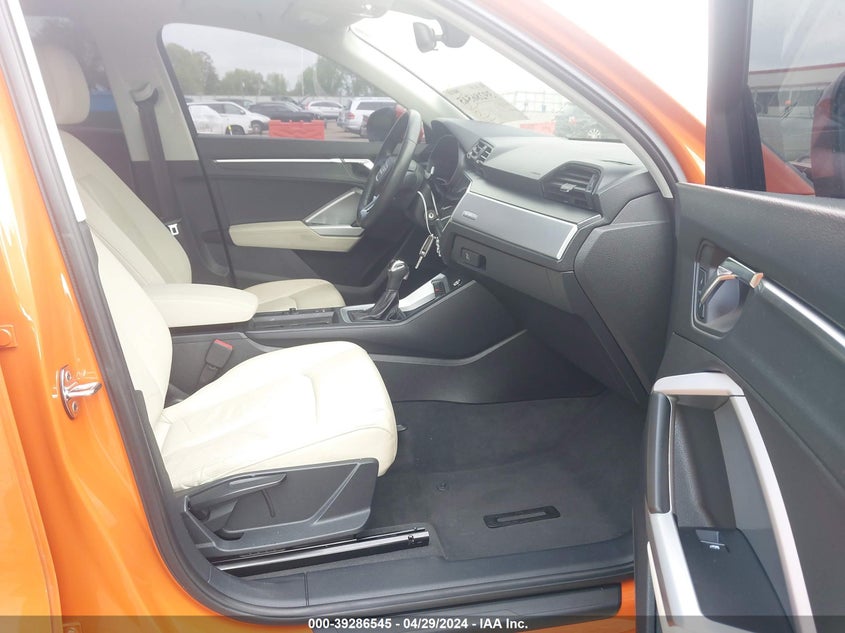 2019 Audi Q3 2.0T Premium VIN: WA1AECF32K1075556 Lot: 39286545