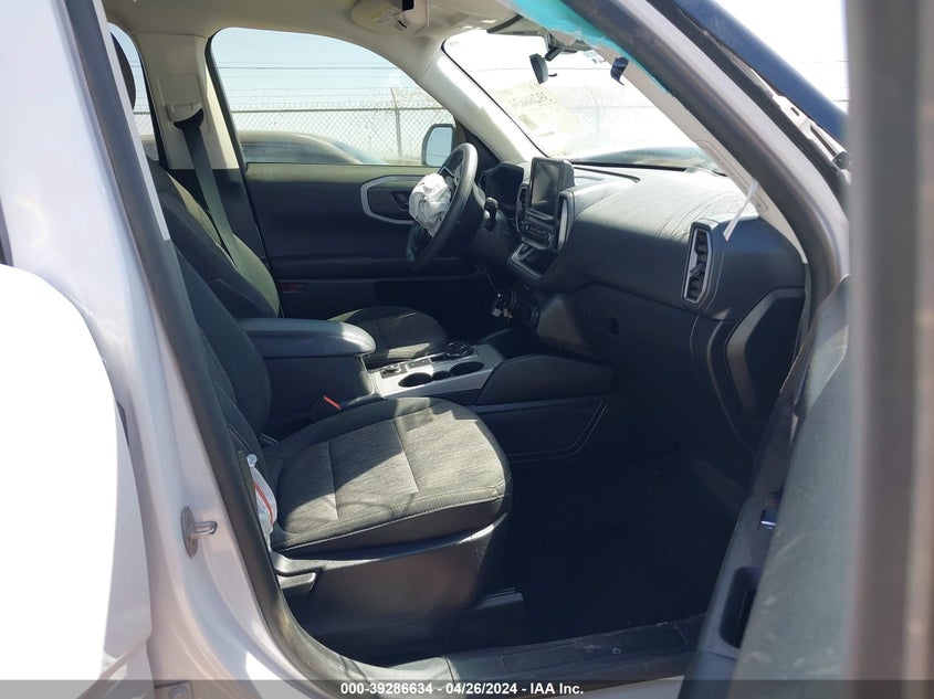 2022 Ford Bronco Sport Big Bend VIN: 3FMCR9B6XNRE09067 Lot: 39286634