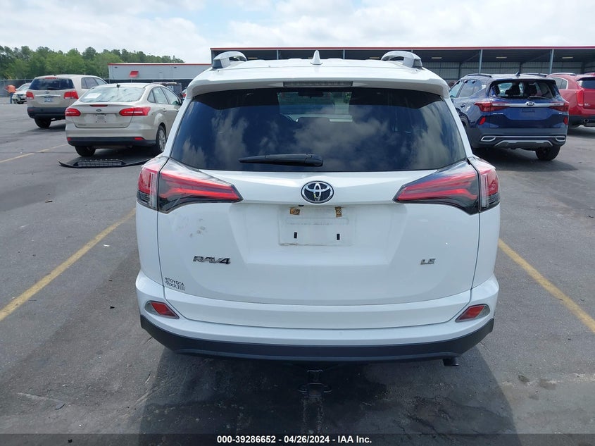 2018 TOYOTA RAV4 LE - 2T3ZFREV0JW441624