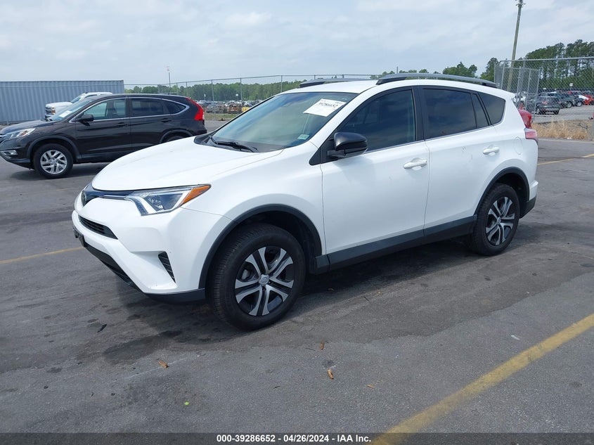 2018 TOYOTA RAV4 LE - 2T3ZFREV0JW441624