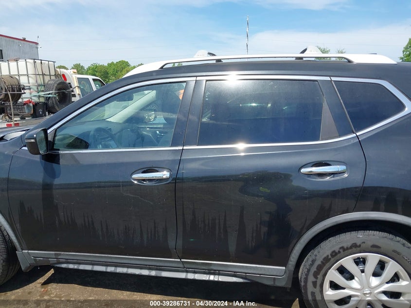 2017 NISSAN ROGUE S - KNMAT2MT2HP578387