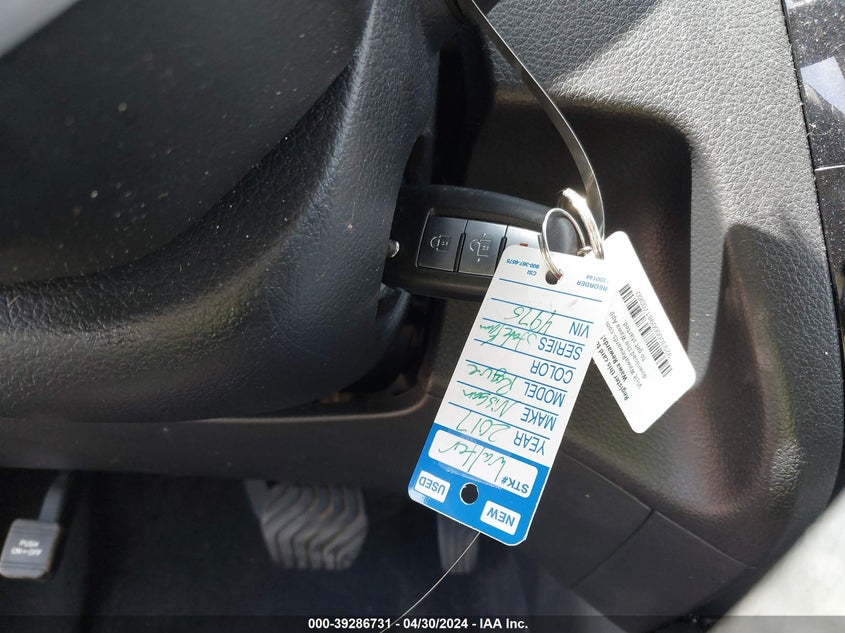 2017 NISSAN ROGUE S - KNMAT2MT2HP578387