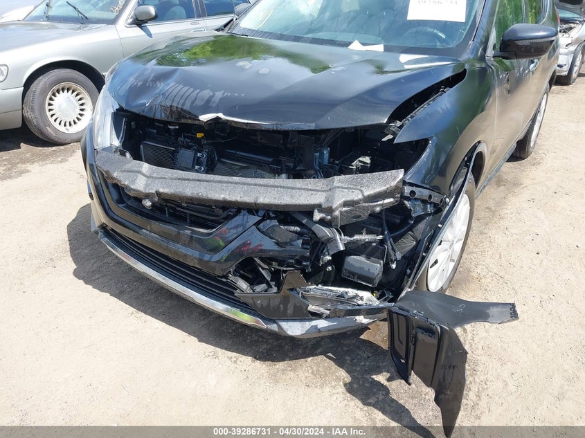 2017 NISSAN ROGUE S - KNMAT2MT2HP578387