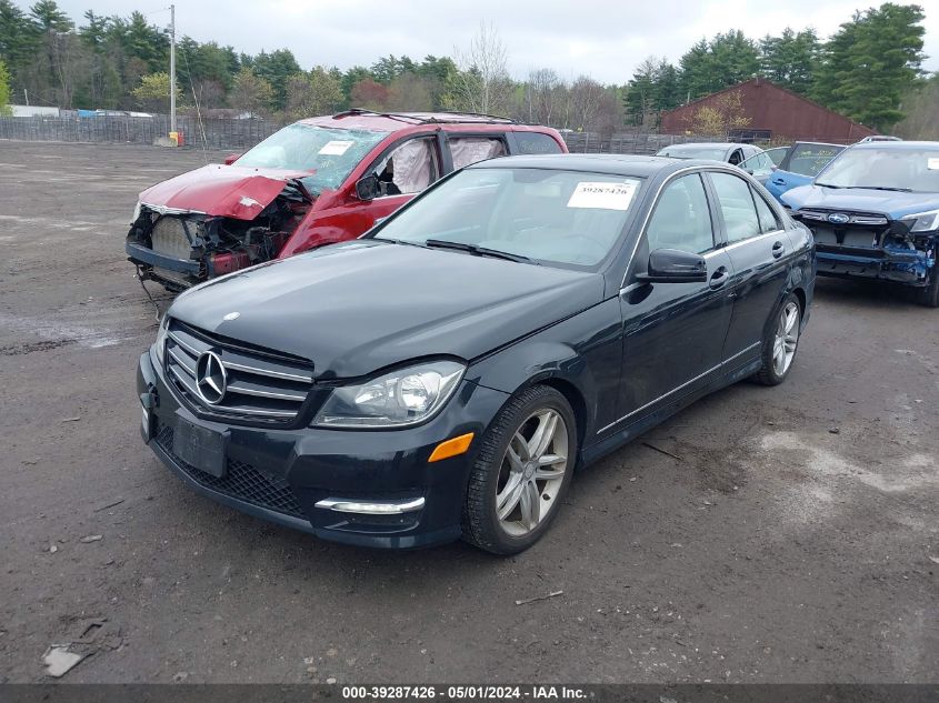 2014 Mercedes-Benz C 300 Luxury 4Matic/Sport 4Matic VIN: WDDGF8AB4EA933371 Lot: 39287426