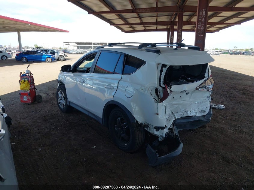 2015 TOYOTA RAV4 LE - JTMZFREVXFD076213