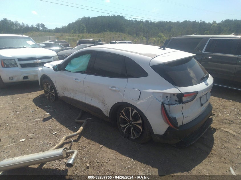 2022 FORD ESCAPE SE - 1FMCU0G61NUB57642