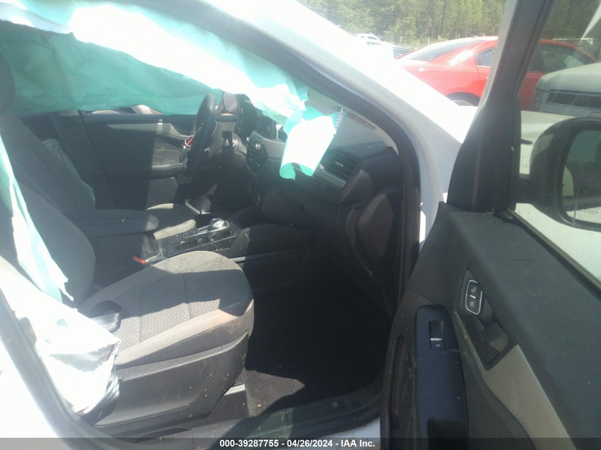 2022 FORD ESCAPE SE - 1FMCU0G61NUB57642