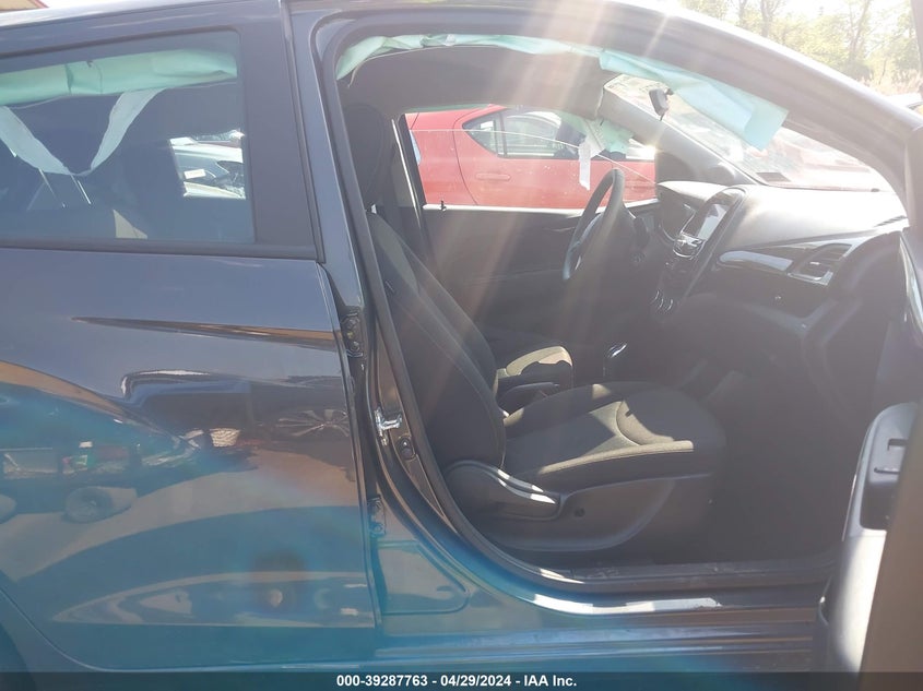 VIN KL8CD6SA0NC016143 2022 CHEVROLET SPARK 1LT