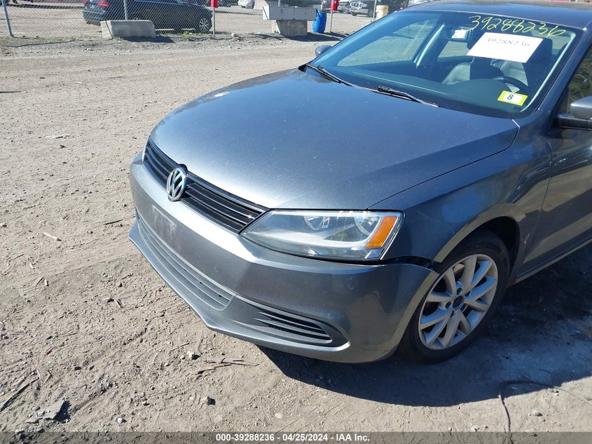 2012 Volkswagen Jetta 2.5L Se VIN: 3VWBP7AJ4CM112013 Lot: 39288236