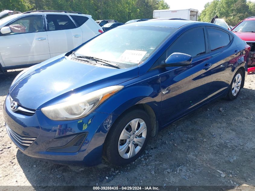 5NPDH4AE1GH720822 2016 HYUNDAI ELANTRA - Image 2