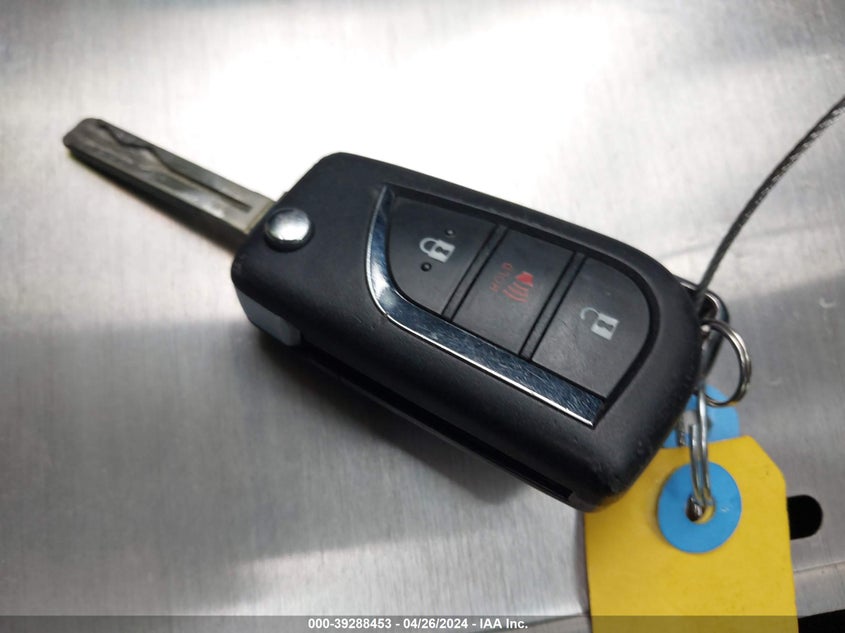 2019 TOYOTA RAV4 LE - JTMH1RFV0KD009073