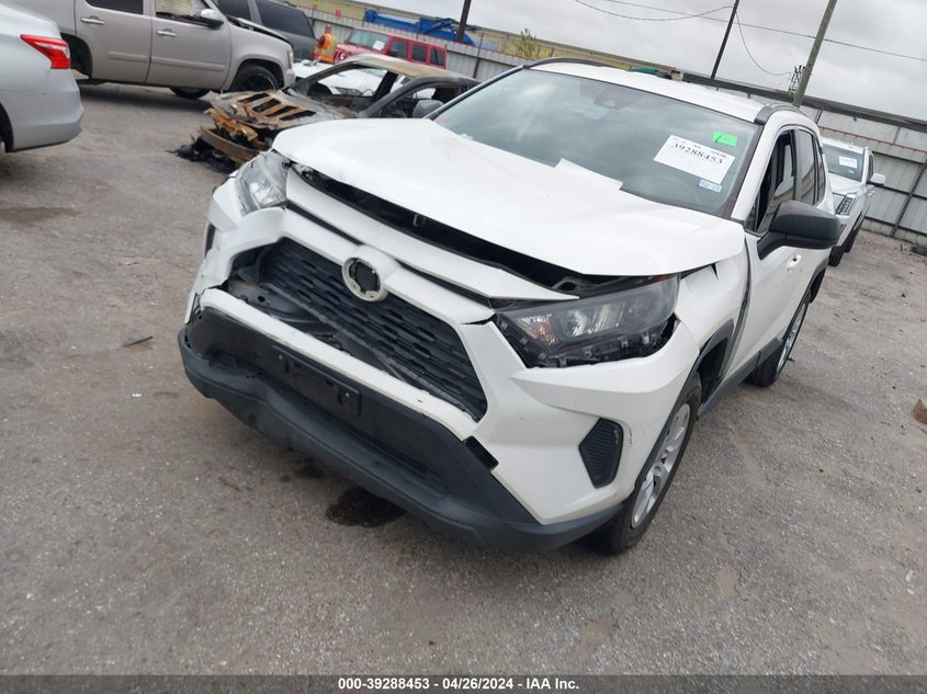 2019 TOYOTA RAV4 LE - JTMH1RFV0KD009073