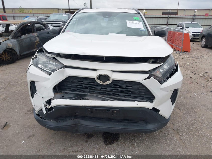2019 TOYOTA RAV4 LE - JTMH1RFV0KD009073