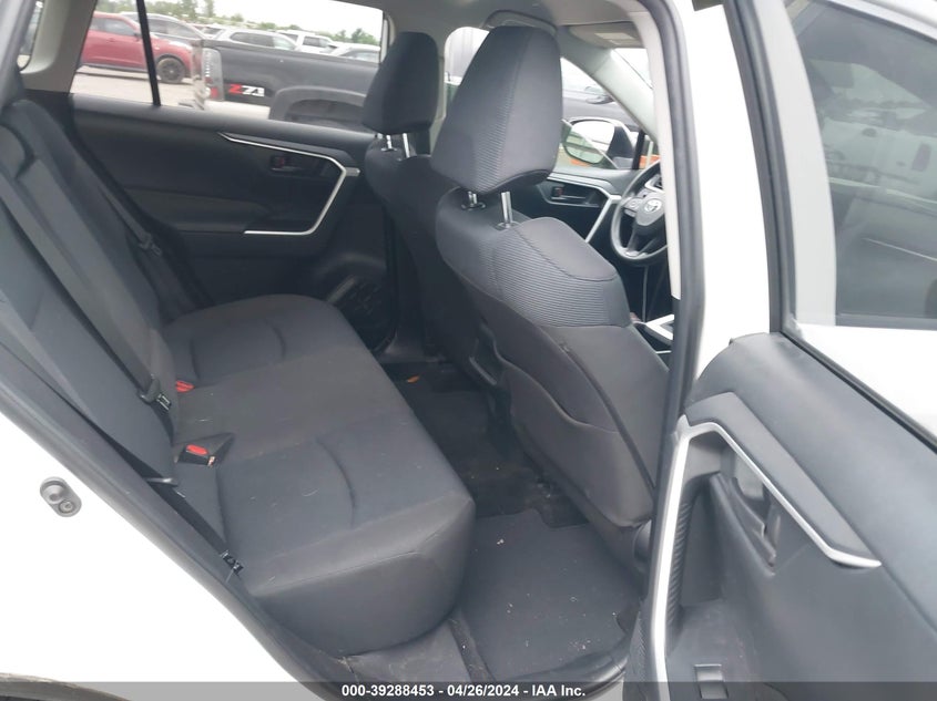 2019 TOYOTA RAV4 LE - JTMH1RFV0KD009073