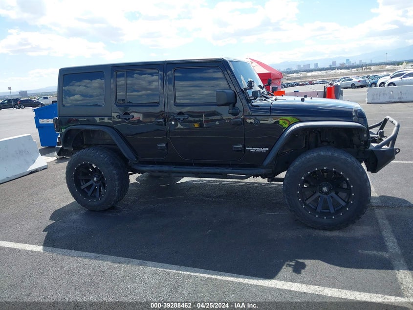 2013 JEEP WRANGLER UNLIMITED SPORT - 1C4BJWDG2DL524786