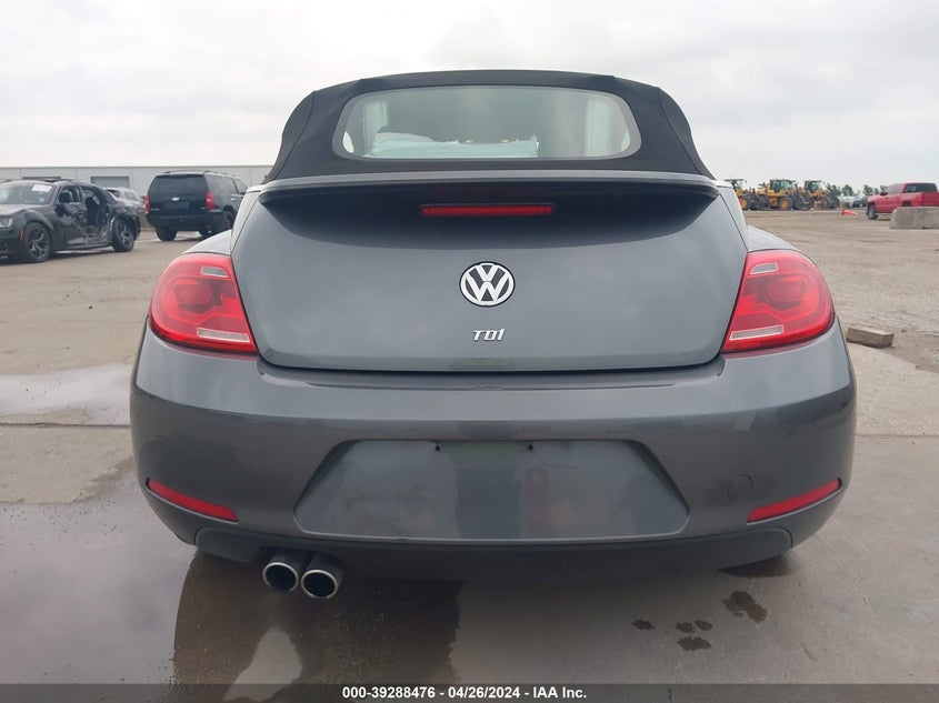 2013 VOLKSWAGEN BEETLE 2.0L TDI - 3VW5L7AT2DM817307