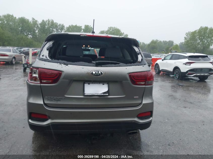 2019 Kia Sorento 2.4L Lx VIN: 5XYPG4A3XKG542715 Lot: 39289198