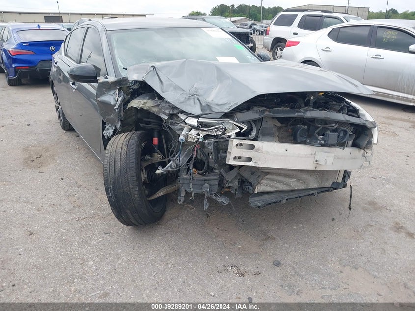 VIN 1N4BL4CV4KC257667 2019 NISSAN ALTIMA SR