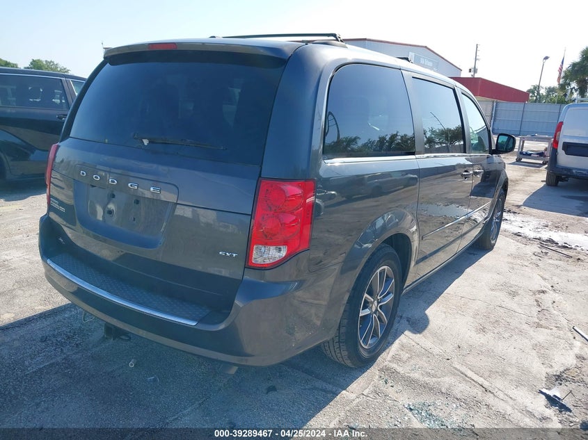 VIN 2C4RDGCG4HR548758 2017 DODGE GRAND CARAVAN SXT