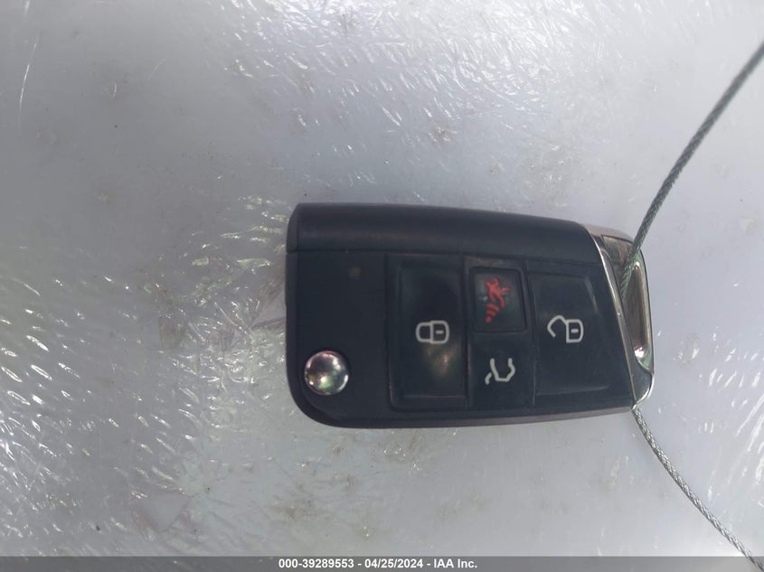 2015 VOLKSWAGEN GOLF SPORTWAGEN TDI S 4-DOOR - 3VWFA7AU6FM519302