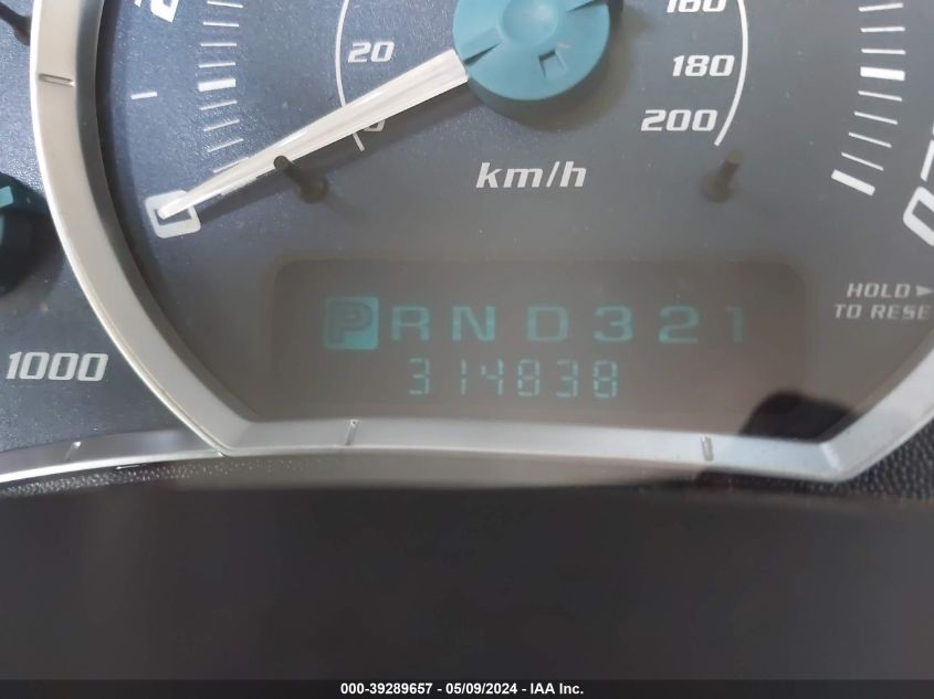 2002 Cadillac Escalade Standard VIN: 1GYEK63N52R100646 Lot: 39289657