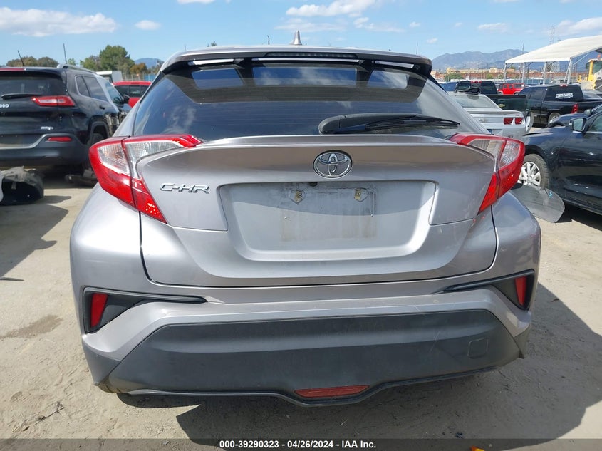 VIN NMTKHMBX4JR014029 2018 TOYOTA C-HR XLE PREMIUM