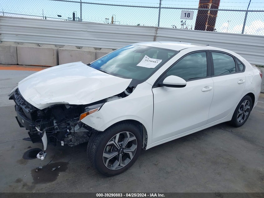 VIN 3KPF24AD5KE066437 2019 KIA FORTE LXS