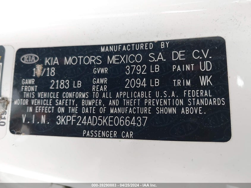 VIN 3KPF24AD5KE066437 2019 KIA FORTE LXS