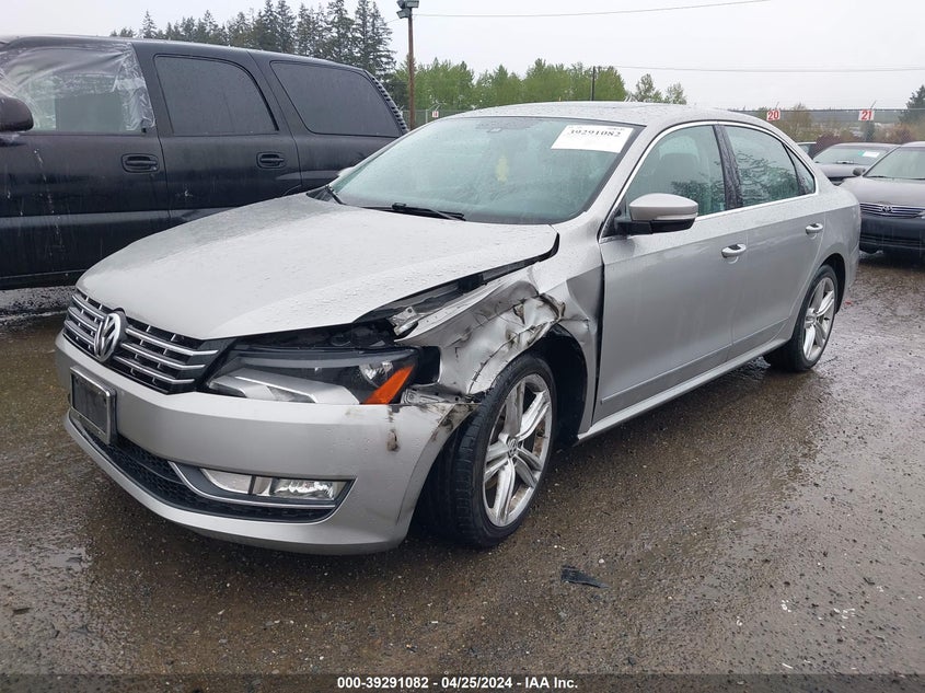 2014 VOLKSWAGEN PASSAT 2.0L TDI SE - 1VWBN7A31EC068225