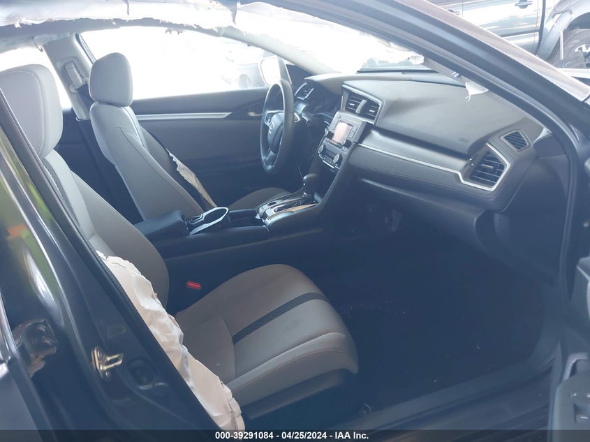 VIN 2HGFC2F5XJH589170 2018 HONDA CIVIC LX
