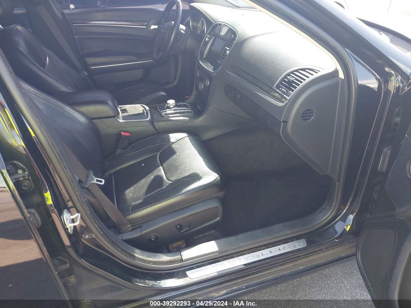 2016 Chrysler 300C VIN: 2C3CCAEG5GH243460 Lot: 39292293