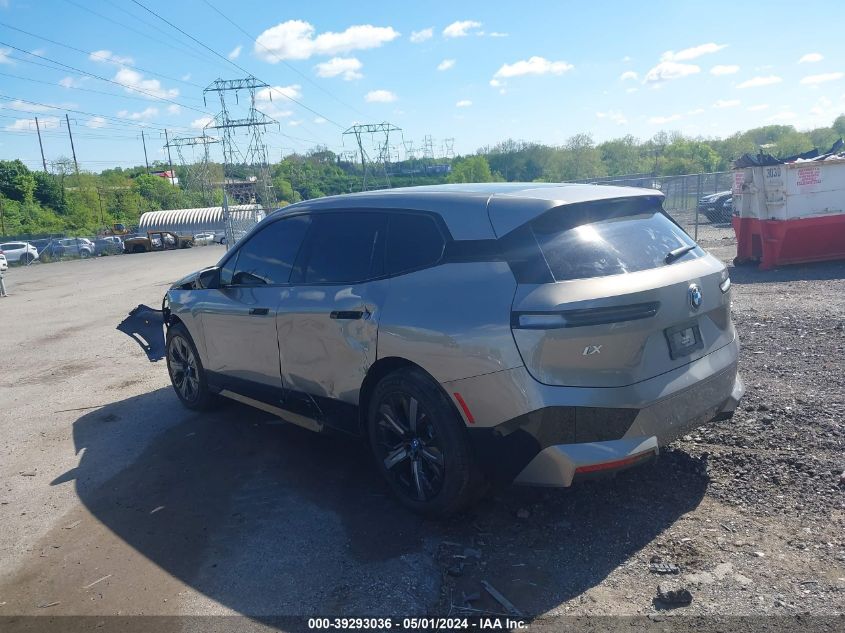 2023 BMW Ix xDrive50 VIN: WB523CF04PCL86516 Lot: 39293036