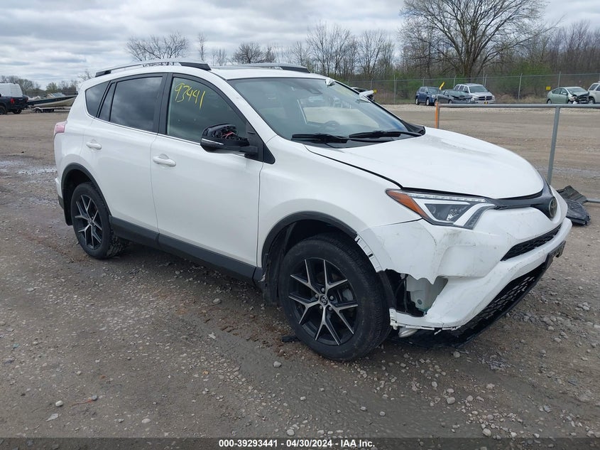 TOYOTA RAV4 SE 2018