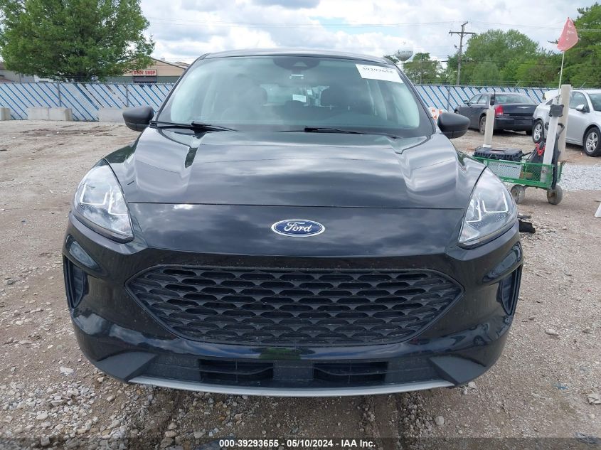 2022 Ford Escape S VIN: 1FMCU9F69NUA64857 Lot: 39293655