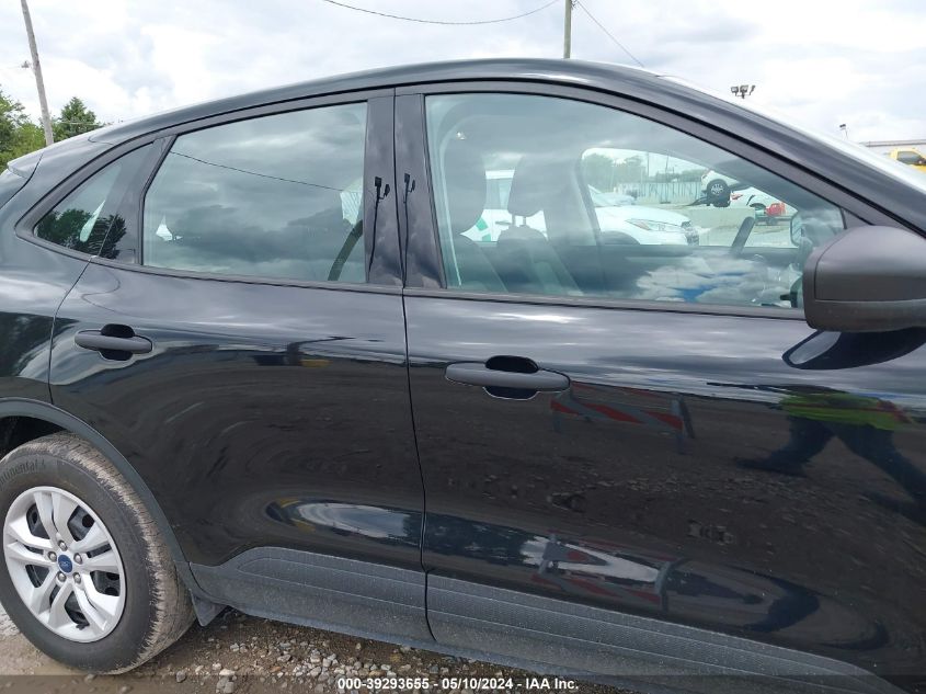 2022 Ford Escape S VIN: 1FMCU9F69NUA64857 Lot: 39293655